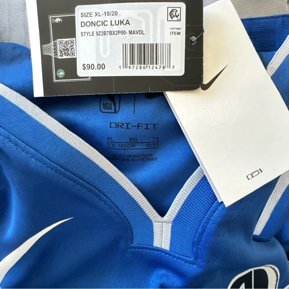 Nike NBA Licensed Dallas Mavericks Luka Dončić Jersey NWT S, M, L, XL Youth